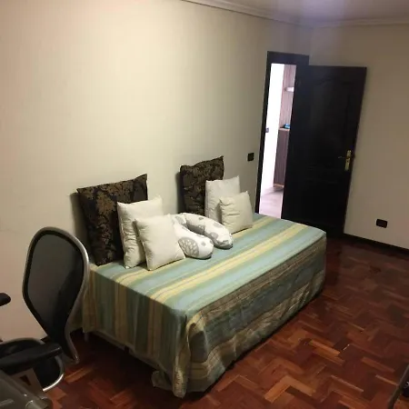 Parque Cela, Apartamento *